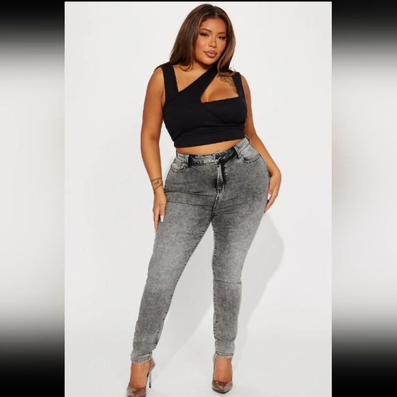 Fashion Nova Gray Acid Wash Curvy Jeans sz 11 - Picture 7 of 10